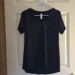 Women's Lularoe shirt
